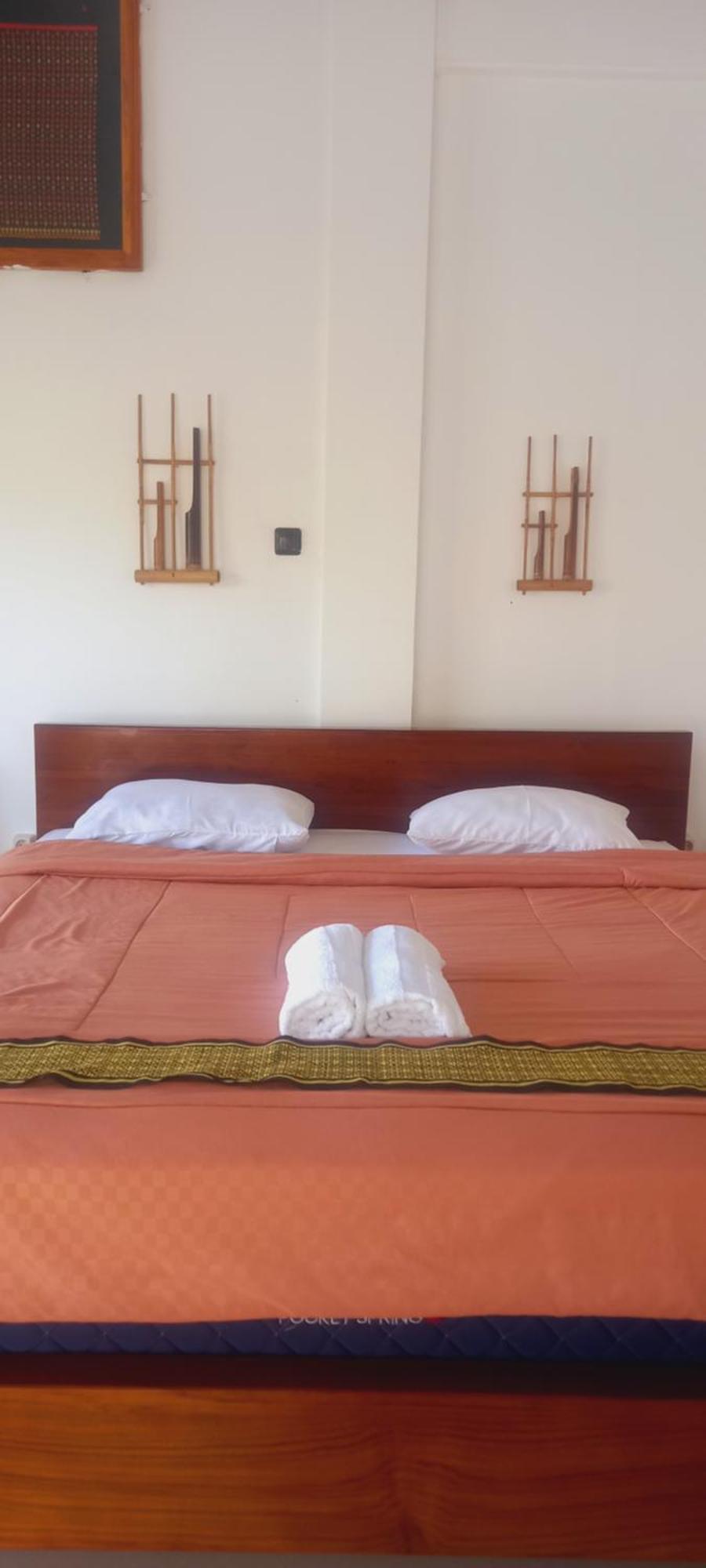 Inang Amang Homestay Labuan Bajo Exterior photo